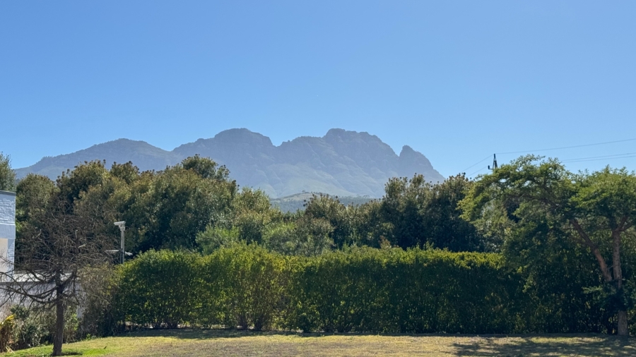 3 Bedroom Property for Sale in Gevonden Estate Western Cape